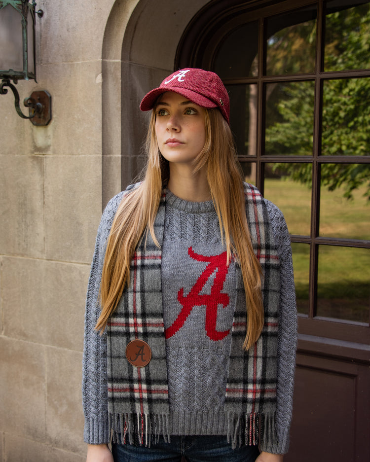 
                  
                    Grey/Crimson
                  
                