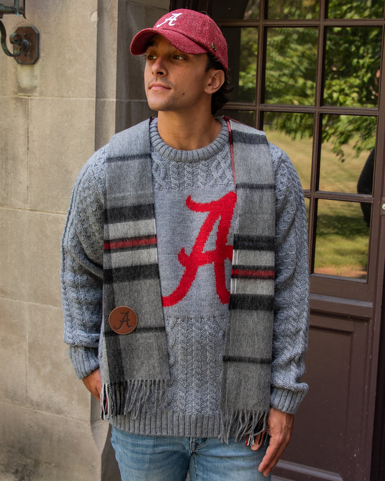 
                  
                    Grey/Crimson
                  
                
