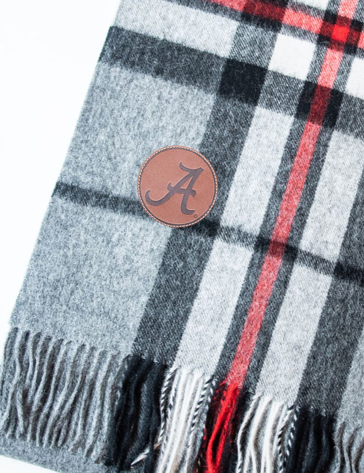
                  
                    Grey/Crimson
                  
                