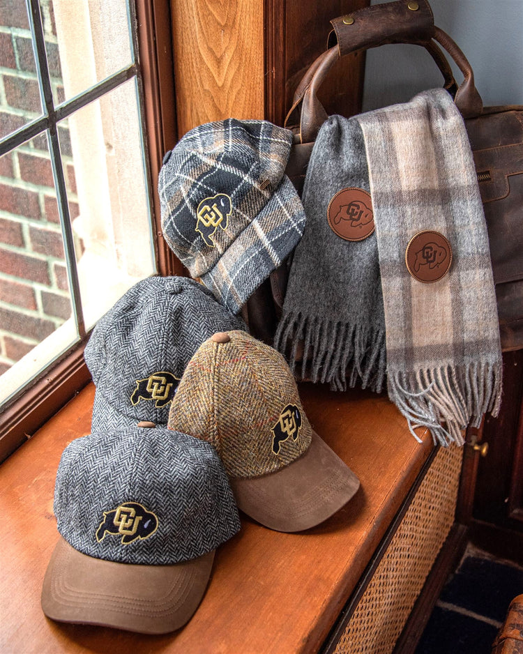 
                  
                    Grey/Gold Plaid
                  
                