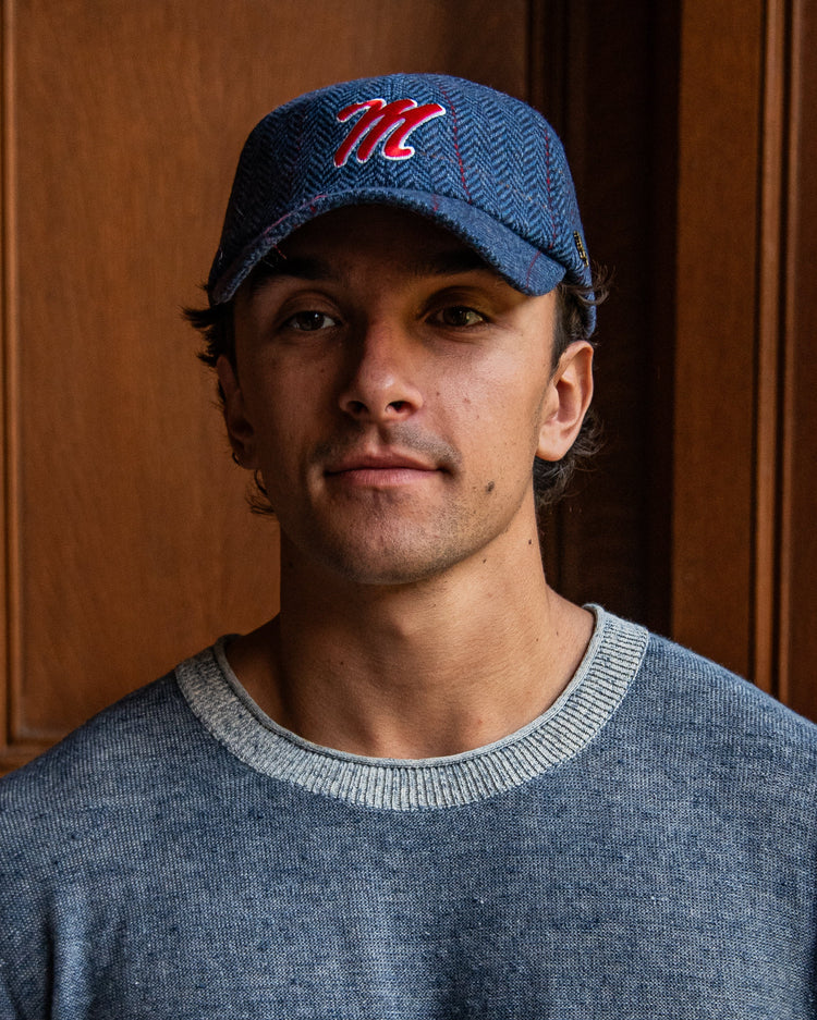 
                  
                    Blue/Red Pinstripe
                  
                