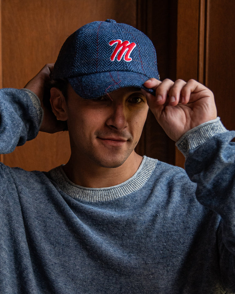 
                  
                    Blue/Red Pinstripe
                  
                