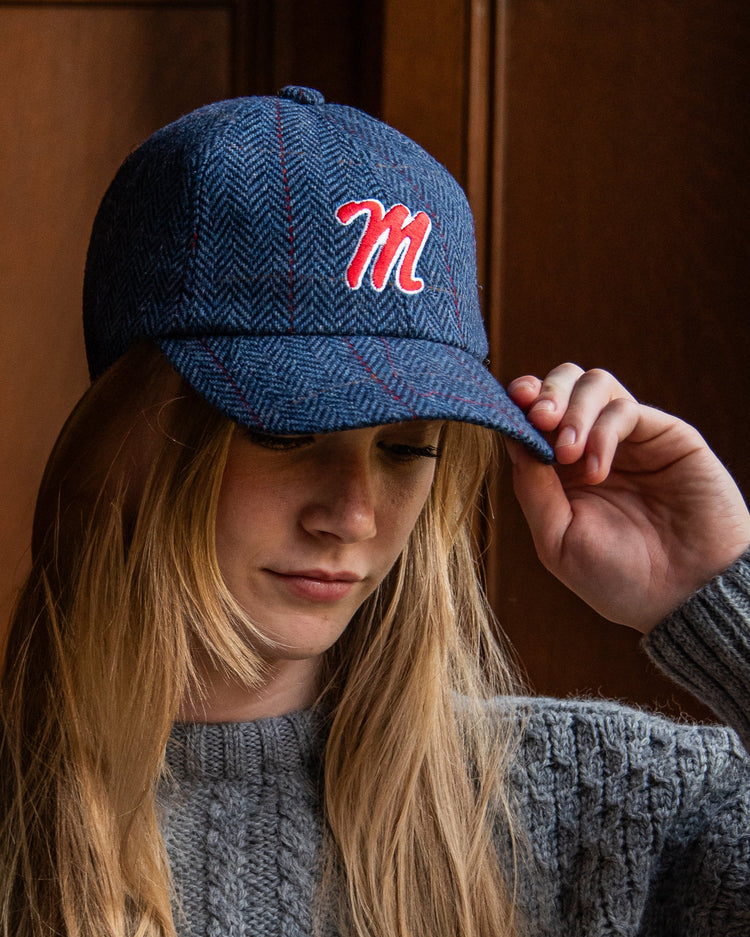
                  
                    Blue/Red Pinstripe
                  
                