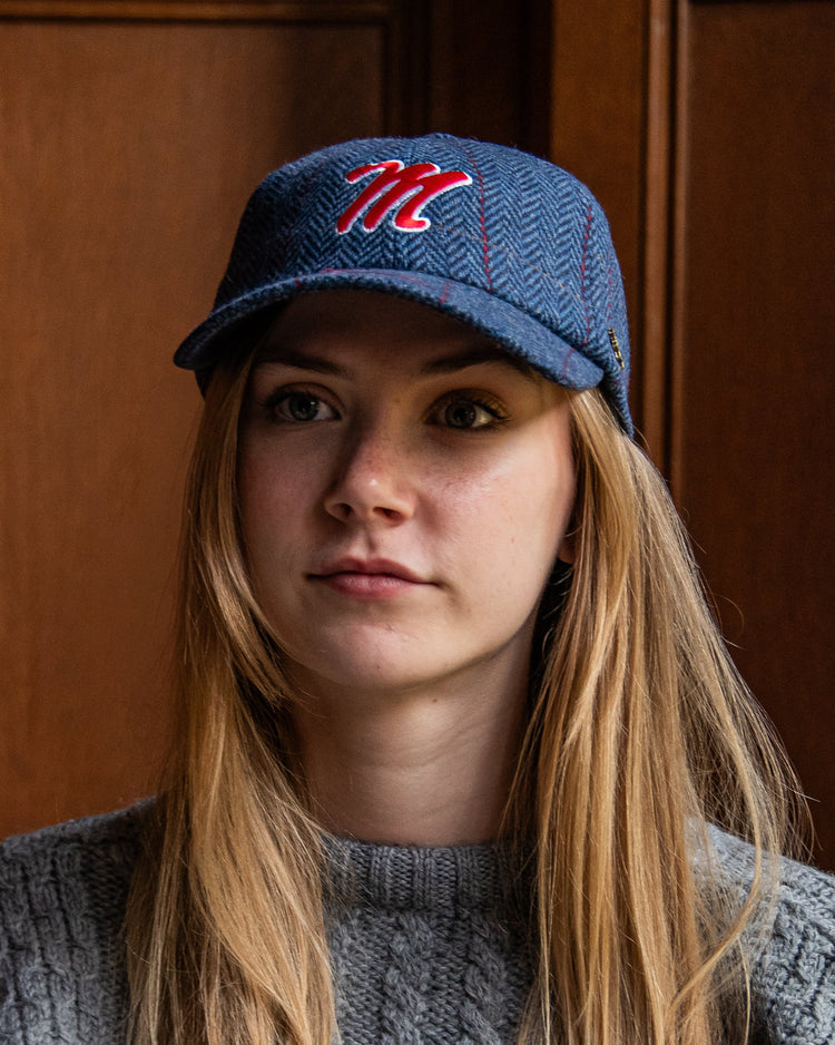 
                  
                    Blue/Red Pinstripe
                  
                