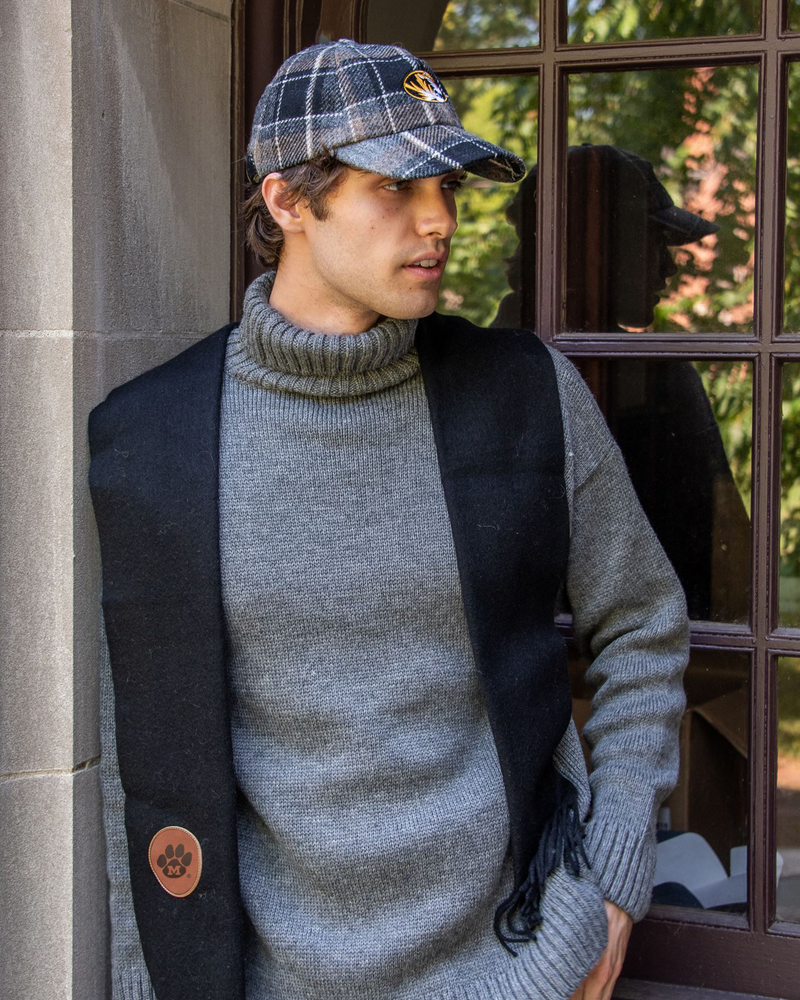 
                  
                    Grey Plaid
                  
                