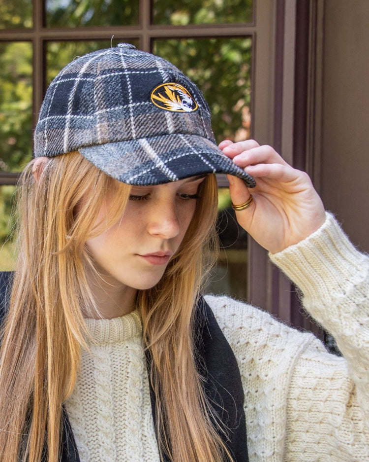 
                  
                    Grey Plaid
                  
                