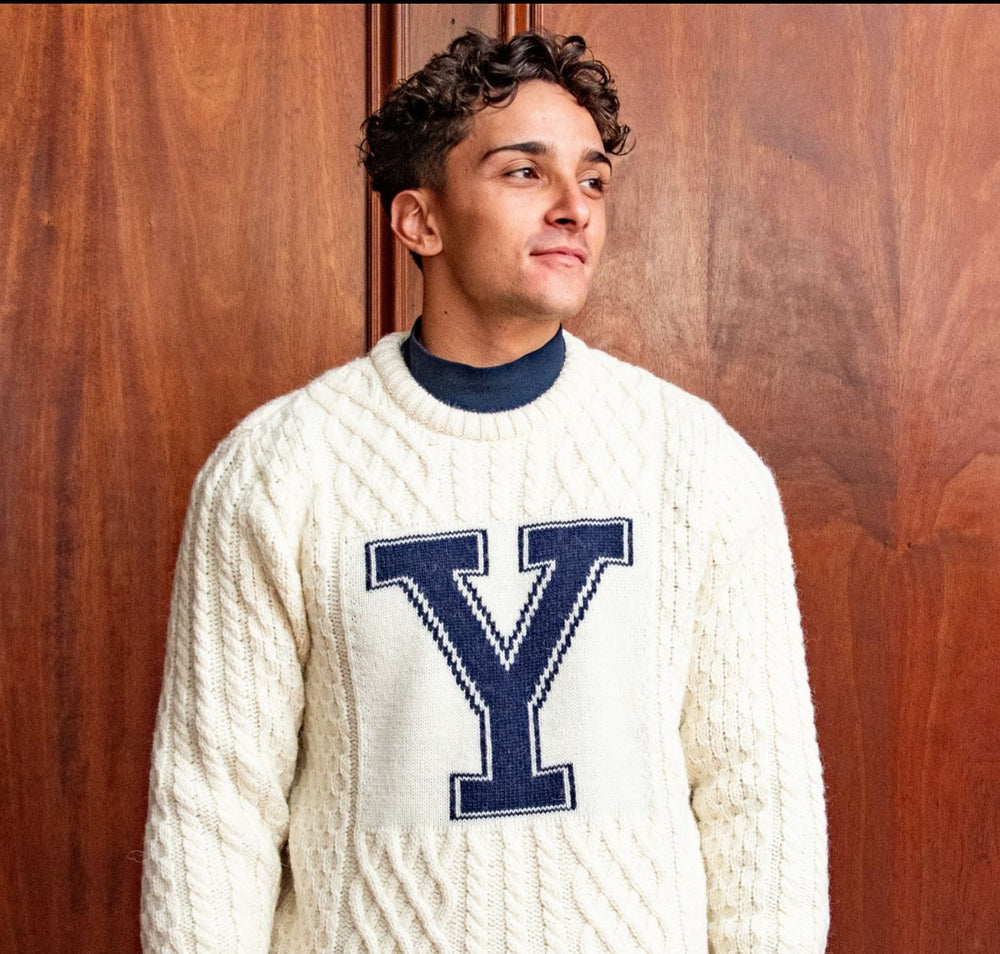 Yale y sweater top